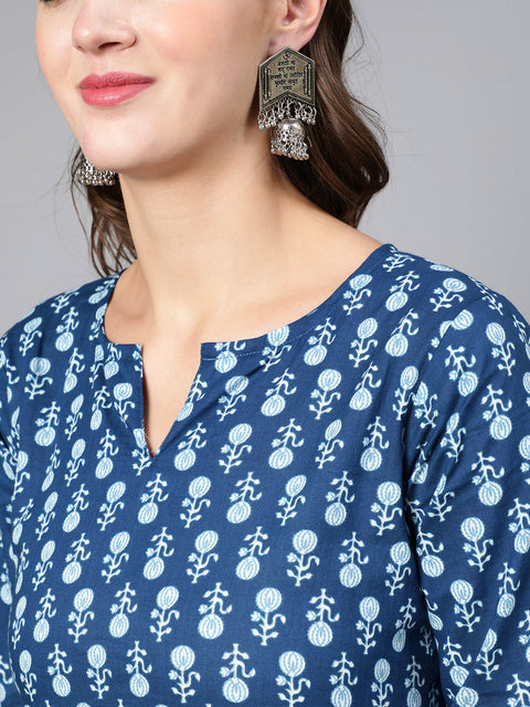 Women Blue Ethnic Printed Straight Kurta With Three Quarter Sleeves