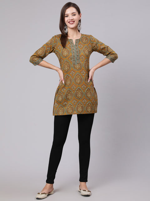 Women Green Ethnic Printed Straight Tunic With Three Quarter Sleeves