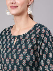 Women Green Ethnic Printed Straight Tunic With Three Quarter Sleeves