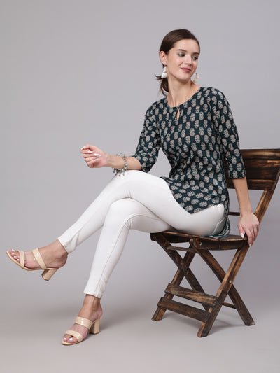 Women Green Ethnic Printed Straight Tunic With Three Quarter Sleeves