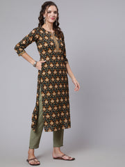 Women Black Printed straight kurta with three quarter sleeves