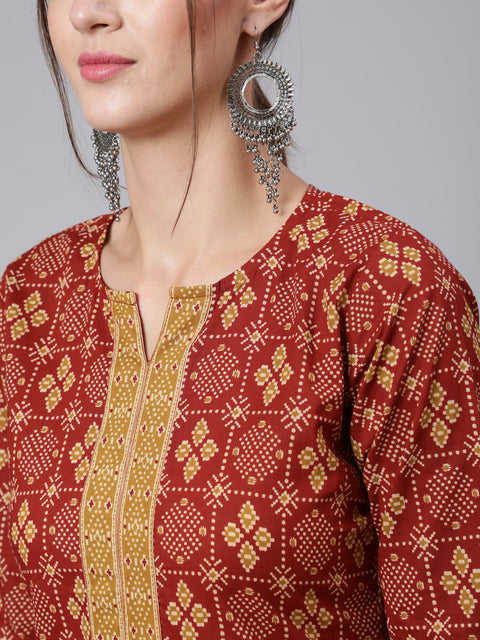 Women Maroon Printed straight kurta with three quarter sleeves