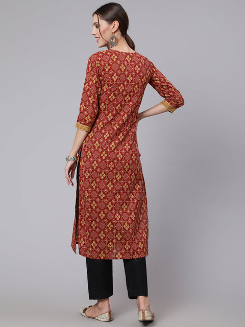 Women Maroon Printed straight kurta with three quarter sleeves