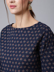 Women Blue Printed straight kurta with three quarter sleeves
