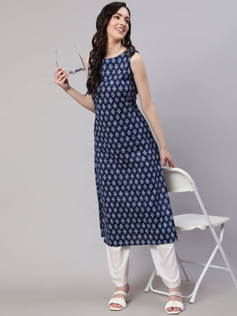 Women Blue Ethnic Straight Sleeveless Kurta