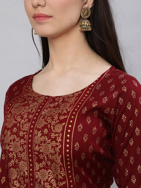 Women Maroon Printed Straight Kurta With Three Quarter Sleeves