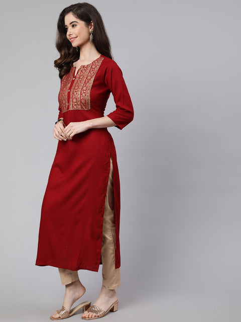Women Maroon Printed straight kurta with three quarter sleeves