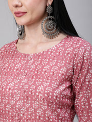 Women Mauve Ethnic Printed Straight Kurta With Three Quarter Sleeves