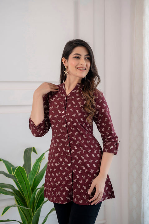 Women Burgundy Printed Straight Tunic With Three Quarter Sleeves