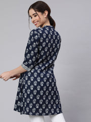 Women Navy Blue Straight Tunic With Three Quaretr Sleeves