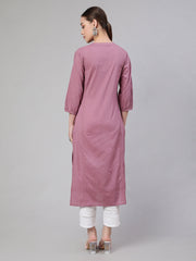 Women Mauve Straight Kurta With Three Quarter Sleeves