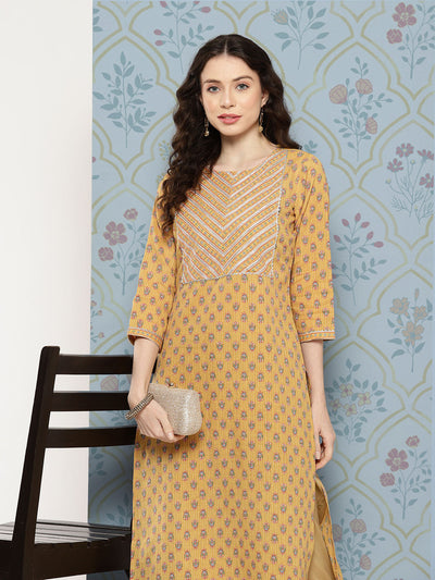 Women Mustard Straight Kurta With Three Quarter Sleeves