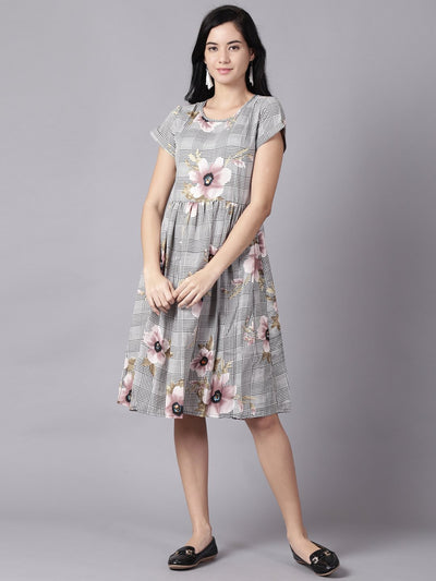 Daima Women Black Floral Printed Round Neck A-Line Dress