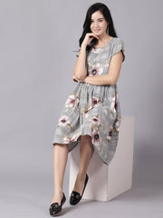 Daima Women Black Floral Printed Round Neck A-Line Dress