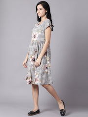 Daima Women Black Floral Printed Round Neck A-Line Dress