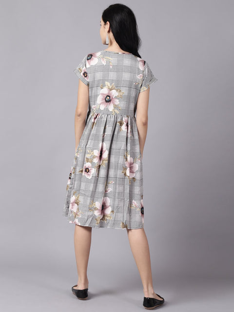 Daima Women Black Floral Printed Round Neck A-Line Dress