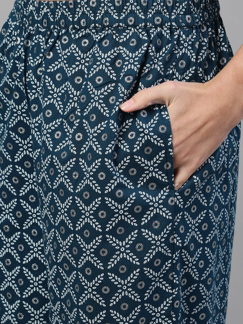 Women Blue Three-Quarter Sleeves Straight Kurta With Palazzo with pockets And Face Mask