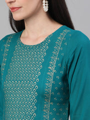 Women Rama Green and White Three-Quarter Sleeves Block Printed Straight Kurta With Palazzo and pockets