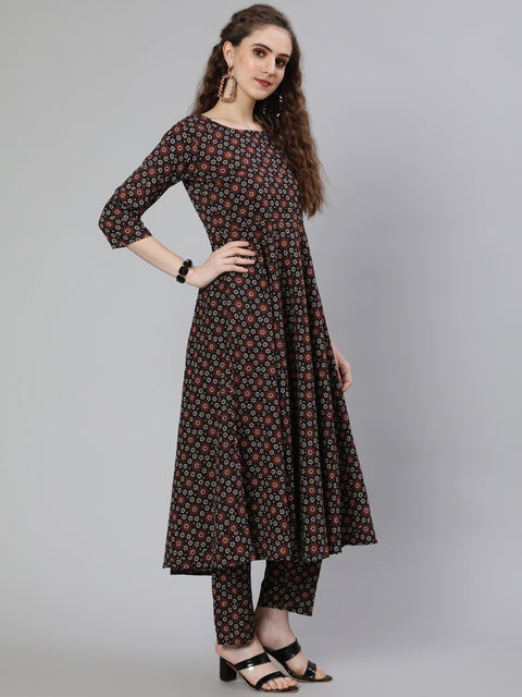 Women Black Printed Flared Kurta With Trouser & Dupatta