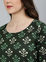 Women Green Ethnic Printed Straight Kurta With Three Quarter Sleeves