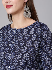 Women Navy Blue Printed Straight Kurta With Three Quarter Sleeves