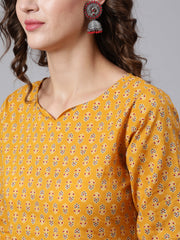 Women Yellow Ethnic Printed Straight Kurta with Three Quarter Sleeves