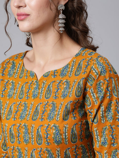 Women Yellow Ethnic Printed Straight Kurta with Three Quarter Sleeves