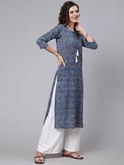 Women Blue Printed straight kurta with three quarter sleeves
