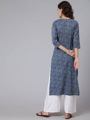 Women Blue Printed straight kurta with three quarter sleeves