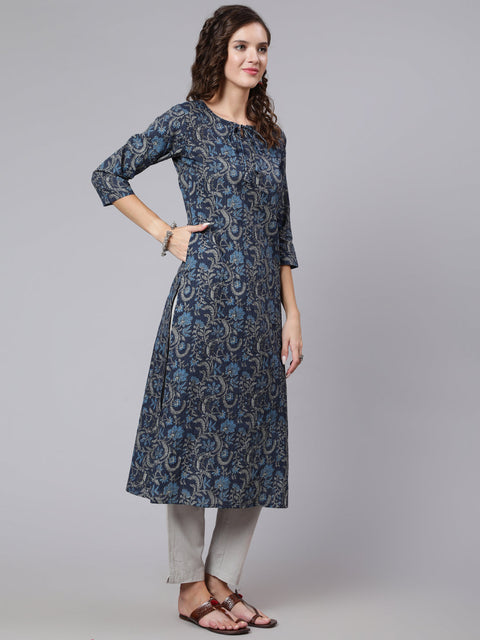 Women Navy Blue Printed straight kurta with three quarter sleeves
