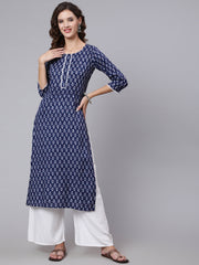 Women Blue Printed straight kurta with three quarter sleeves