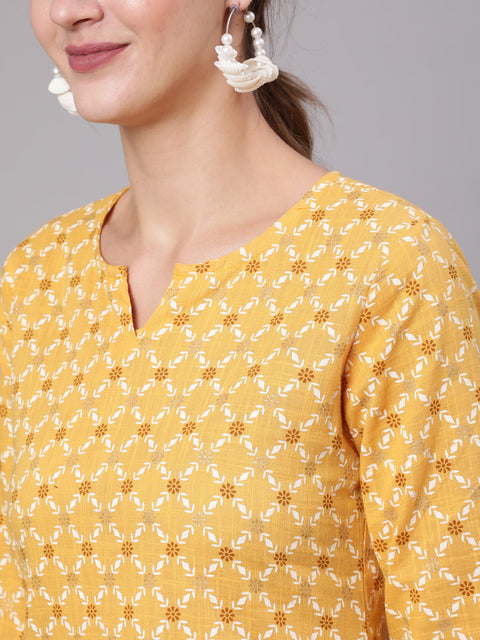 Women Yellow Printed Straight Tunic With Three Quarter Sleeves