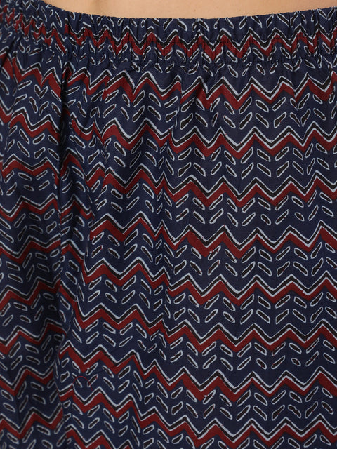 Women Blue Printed Straight Kurta With Trouser