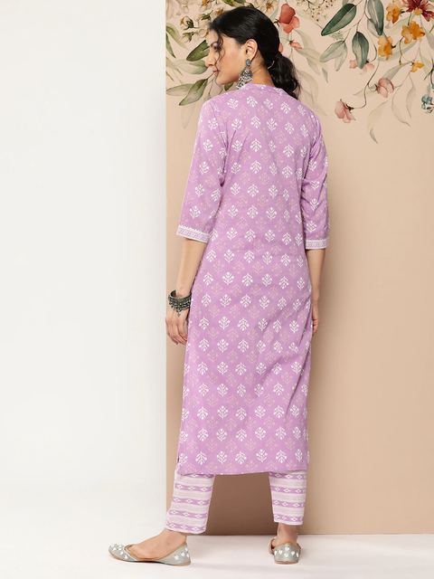 Women Lavender Printed Straight Kurta With Trouser