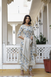 Women Off-White Floral Printed Flared Kurta With Trouser And Dupatta