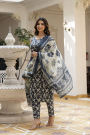 Women Grey Paisely Printed Straight Kurta With Trouser And Dupatta