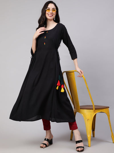 Women Black A-line Kurta With Three Quarter Sleeves