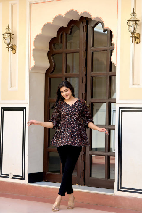 Women Black Printed V-Neck Peplum Top