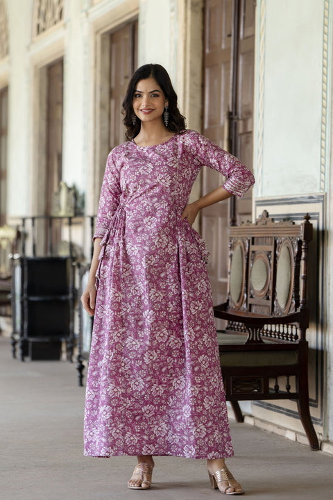 Women Pink Printed Flared Dress With Three quarter Sleeves
