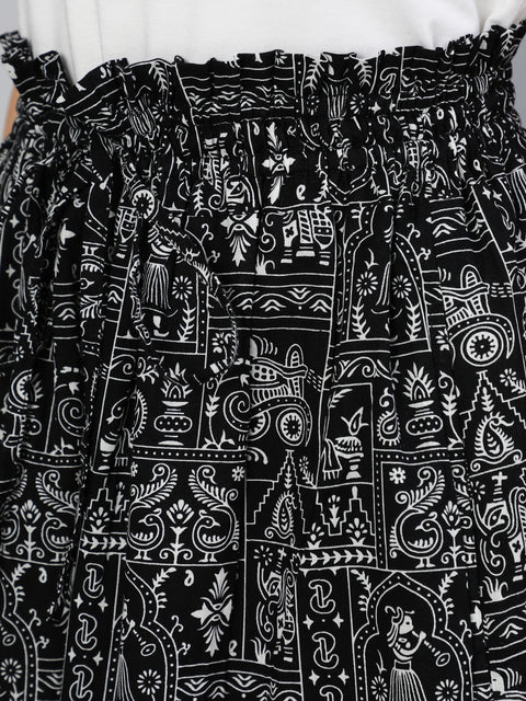 Women Black Printed Wide Legged Printed Plazo With Side Pockets