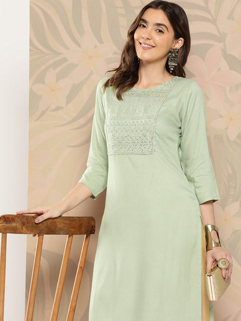 Women Green Embroidered Printed Straight Kurta With Three Quarter Sleeves