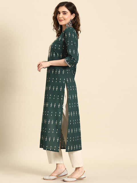 Women Green Embroidered Yoke Desgin Straight Kurta