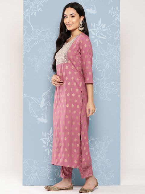 Women Mauve Embroidered Straight Kurta With Palazzo And Net Dupatta