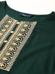 Women Green Embroidered Yoke Desgin Straight Kurta