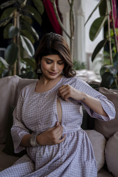 Women Taupe Geometric Printed Maternity Dress