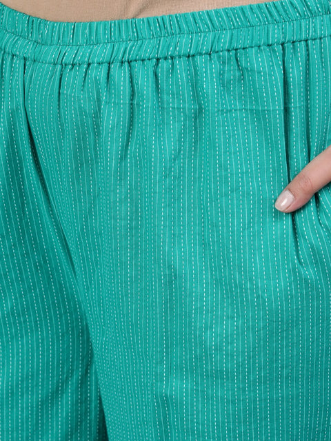 Plus Size Women Green Printed Night Suit With Half Sleeves