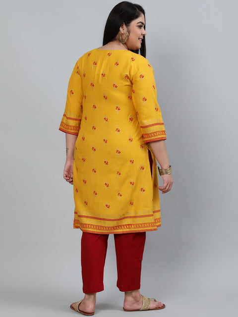 Plus Size Women Yellow & Gold Printed Staright Kurta With Three Quarter Sleeves