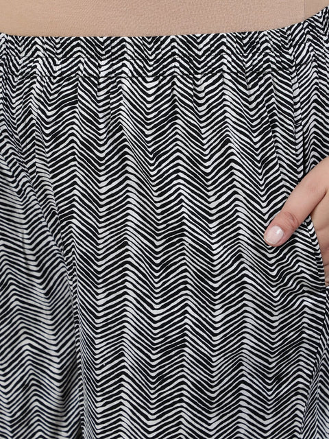 Plus Size Women Black Printed Straight Kurta With Palazo & Dupatta