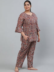 Plus Size Women Maroon Printed Night Suit With Three Quarters Flared Sleeves