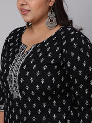 Women Plus Size Black Printed Tunic WIth Three Quarter Sleeves